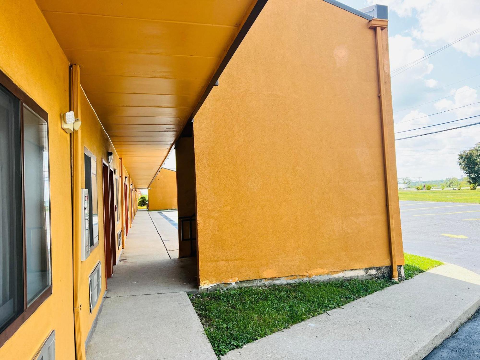 Value Stays By Oyo I-64 Winchester Exterior foto
